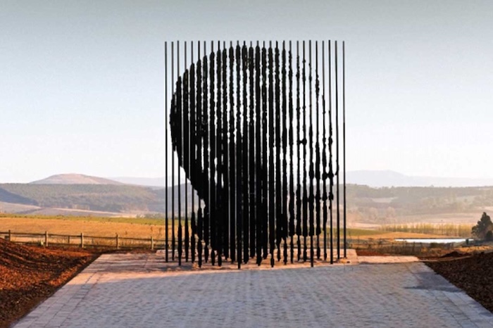 5 outlook lodges day tours apartheid museum