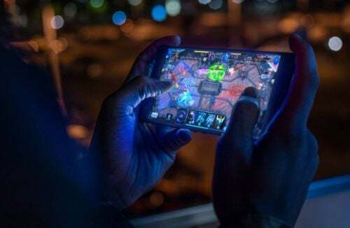 Videojogos em &Aacute;frica: um mercado de 2,3 mil milh&otilde;es de d&oacute;lares impulsionado pelo smartphone (SpielFabrique)