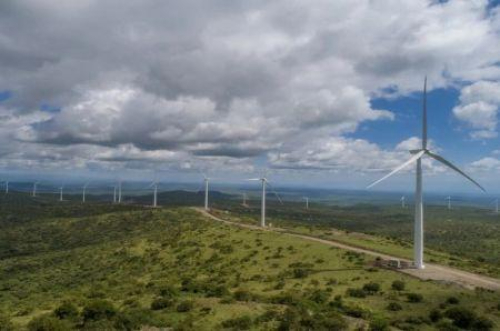 Kenya : a Meridiam lan&ccedil;a um projeto h&iacute;brido de 100 MW que combina energia e&oacute;lica e armazenamento em baterias.