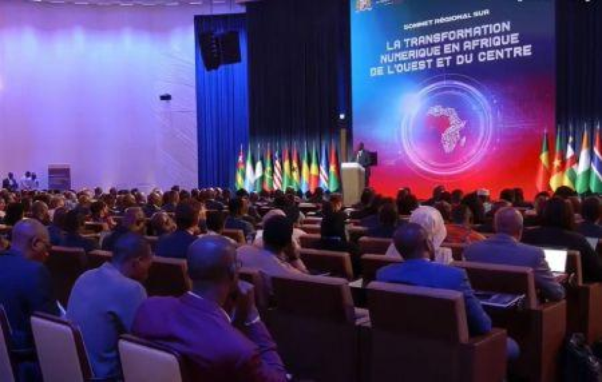 Em Cotonou, o Banco Mundial e os pa&iacute;ses africanos lan&ccedil;am ofensiva contra a exclus&atilde;o digital.
