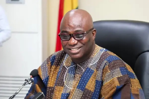 &laquo;O Gana pode alcan&ccedil;ar a autossufici&ecirc;ncia em arroz dentro de 10 anos&raquo; (Eric Opoku, ministro da Alimenta&ccedil;&atilde;o)