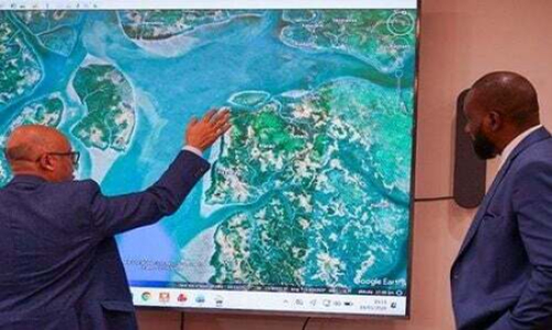 A Guin&eacute; recebe os primeiros estudos de viabilidade do porto de &aacute;guas profundas de Dobali