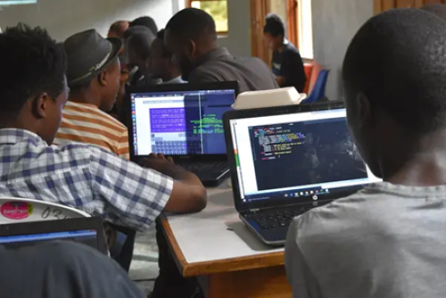 &Aacute;frica regista o crescimento mais r&aacute;pido no n&uacute;mero de programadores de software no mundo (BCG)
