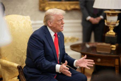 estados-unidos-trump-amplia-o-acolhimento-de-refugiados-afrikaners-e-aumenta-a-pressao-sobre-pretoria