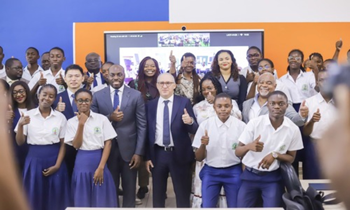 O Gab&atilde;o aposta no digital para generalizar o acesso &agrave; educa&ccedil;&atilde;o
