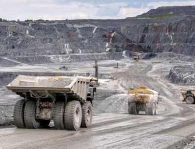 zimbabue-quer-ajustar-suas-royalties-minerarias-devido-ao-aumento-do-preco-do-ouro