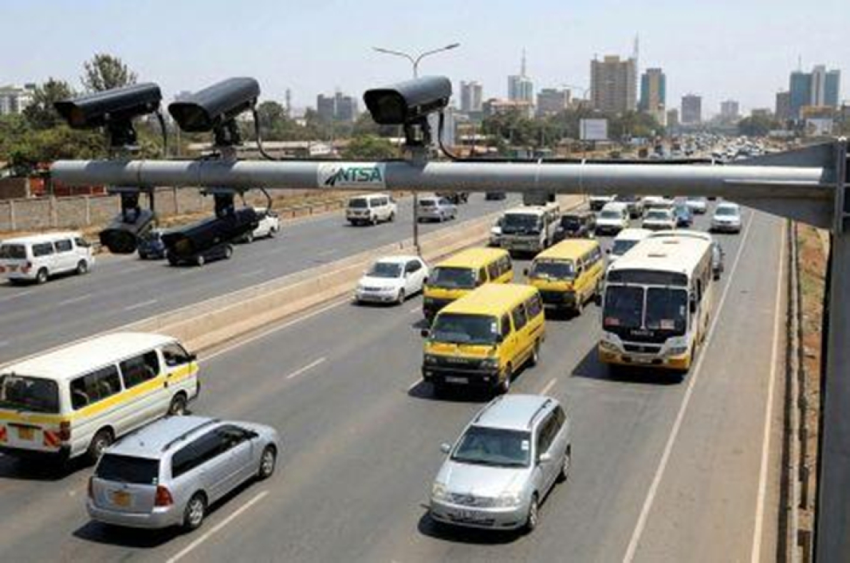 Kenya: o tr&aacute;fego rodovi&aacute;rio passa a ser controlado por c&acirc;maras inteligentes e coimas enviadas por SMS