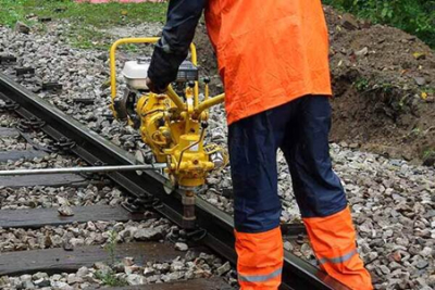 transguineen-primeiro-contrato-de-manutencao-de-linhas-ferreas-atribuido-a-empresa-local-fyia-scoop