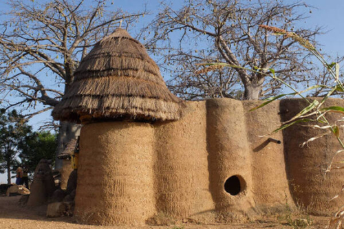 Togo-Benin: uma estratégia conjunta para proteger o sítio cultural de Koutammakou