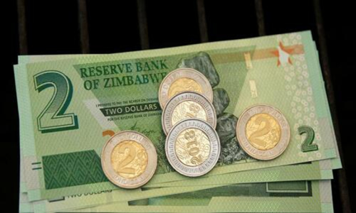 O Zimbabu&eacute; conclui um acordo com o FMI sobre um novo programa de reformas econ&oacute;micas