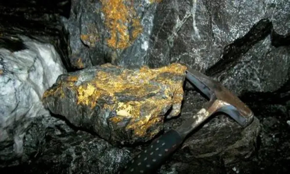 Explora&ccedil;&atilde;o de ouro: Endeavour prev&ecirc; or&ccedil;amento de 540 milh&otilde;es de d&oacute;lares para 2026-2030