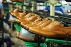 A empresa eg&iacute;pcia de couro Leather and More Company pondera investir no Ruanda