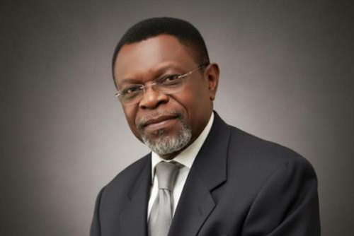 Poder&aacute; o setor camaron&ecirc;s da eletricidade entrar em colapso? (Tribuna)