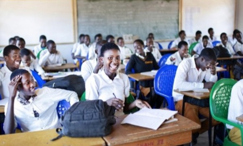 O Malawi implementa a gratuitidade do ensino secund&aacute;rio p&uacute;blico